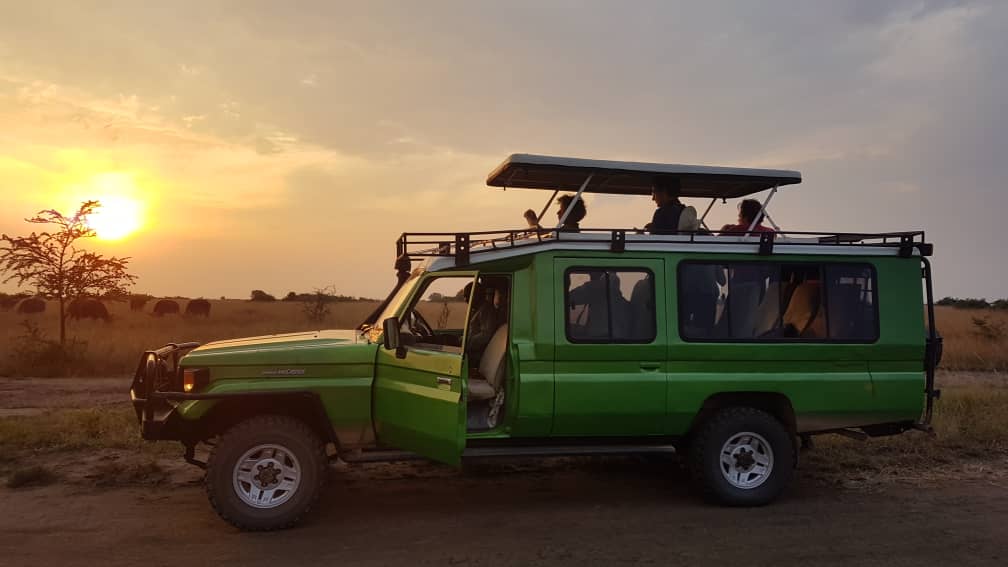 Extended Land Cruiser Uganda safari
